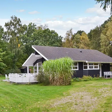 Three-bedroom Holiday In Hébergement de vacances *